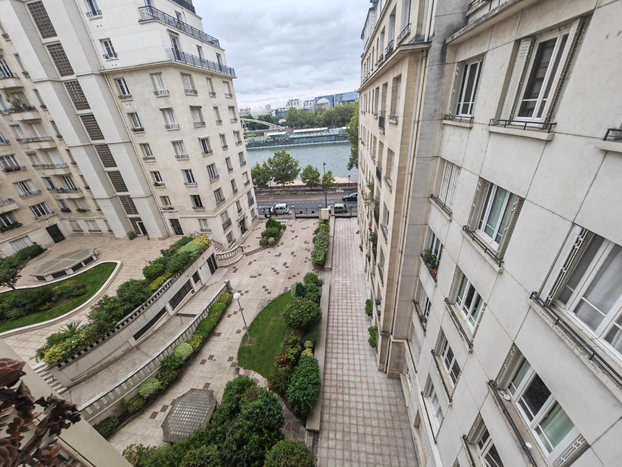 View Sur La Seine Apartment Paris Ngoại thất bức ảnh